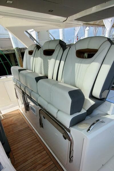 2021 Tiara Yachts 38 LS