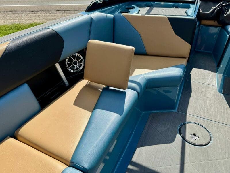 2020 ATX Surf Boats 24 Type S