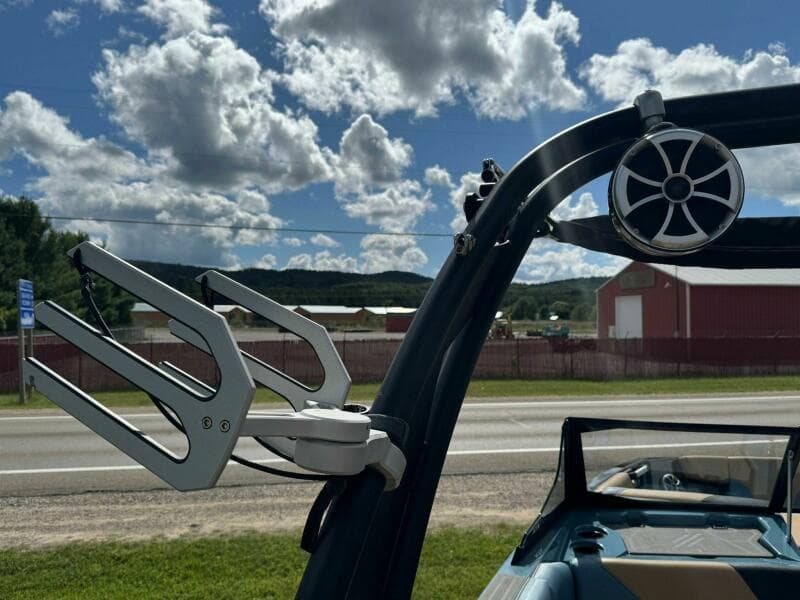 2020 ATX Surf Boats 24 Type S