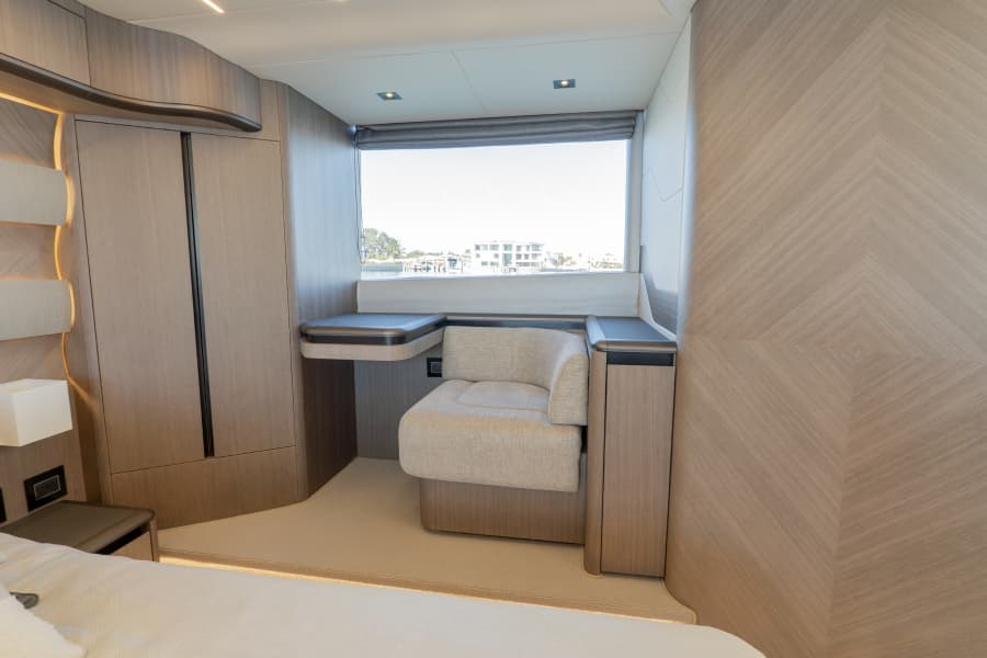 2024 Galeon 560 FLY