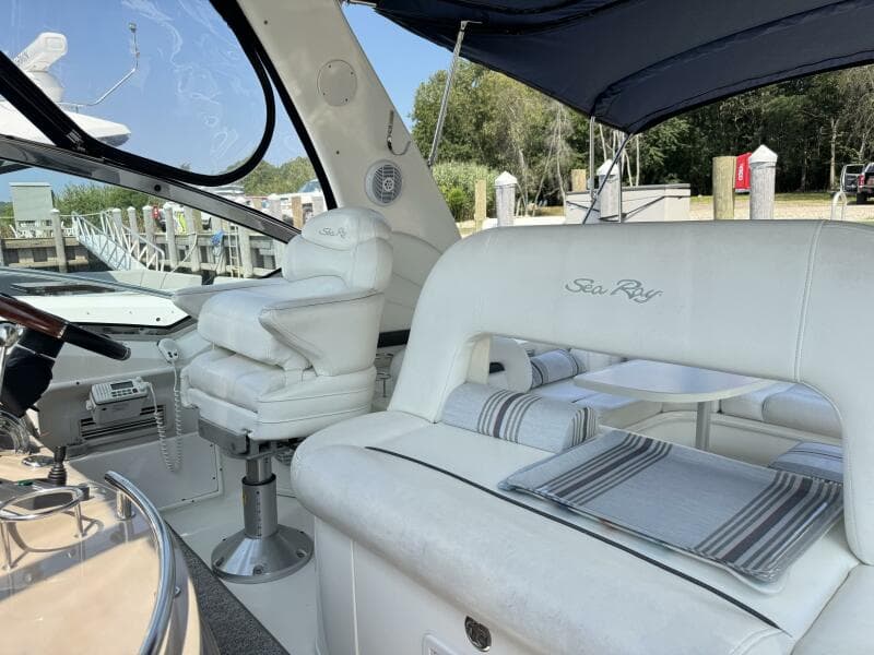2003 Sea Ray 420 Sundancer