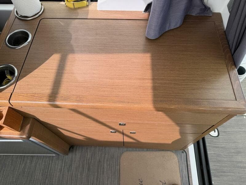 2021 Jeanneau NC 895