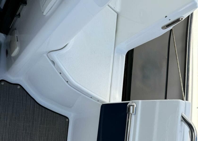 2021 Jeanneau NC 895