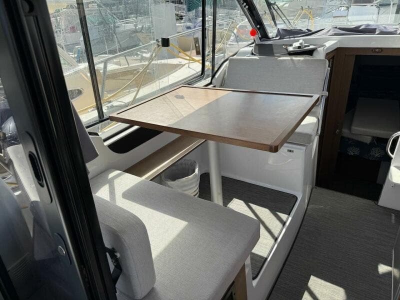 2021 Jeanneau NC 895