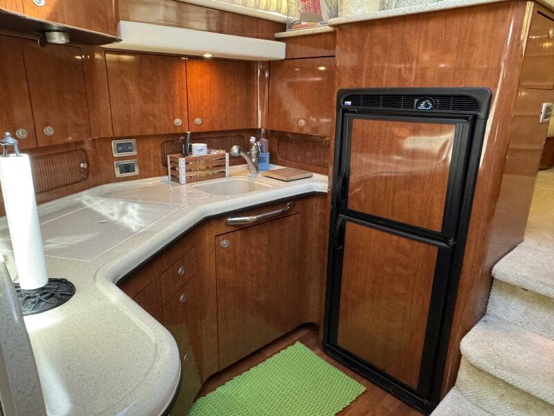 2004 Sea Ray 390 Motor Yacht