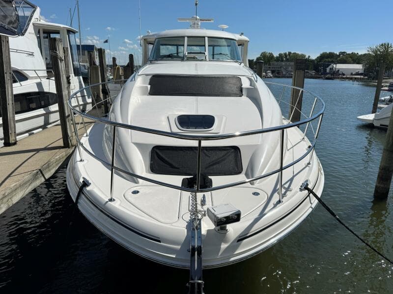 2004 Sea Ray 390 Motor Yacht