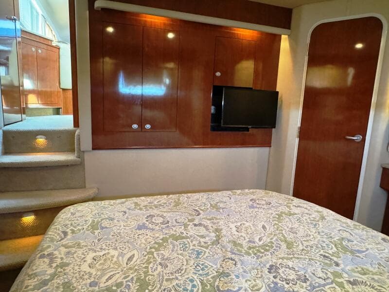 2004 Sea Ray 390 Motor Yacht