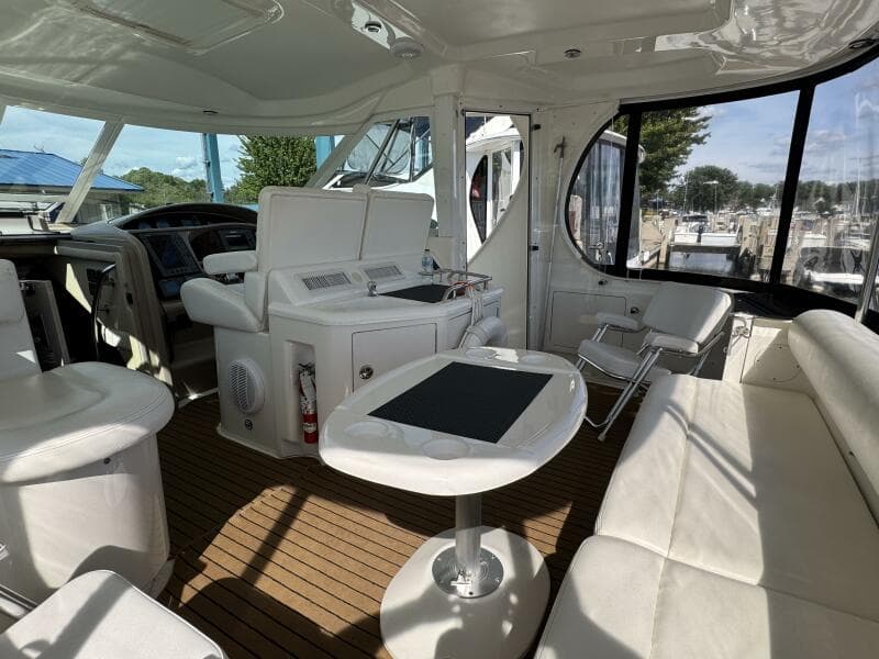 2004 Sea Ray 390 Motor Yacht