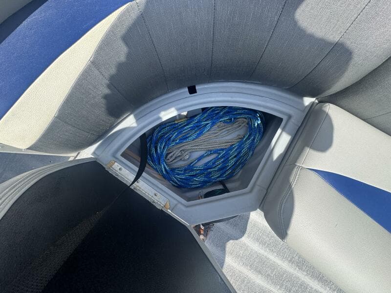 2021 Leisure Kraft Prestige 2635 LX Tri-Toon