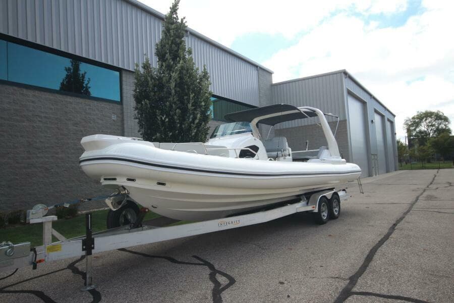 2024 Zodiac Medline 9 NEO