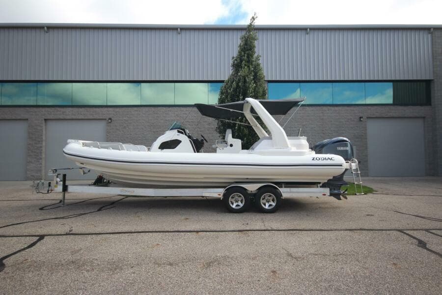 2024 Zodiac Medline 9 NEO