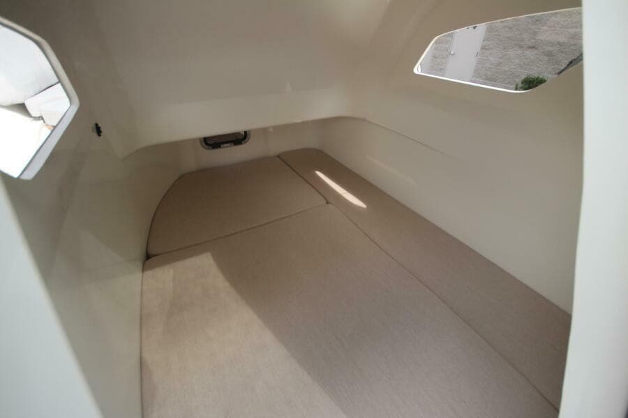 2024 Zodiac Medline 9 NEO