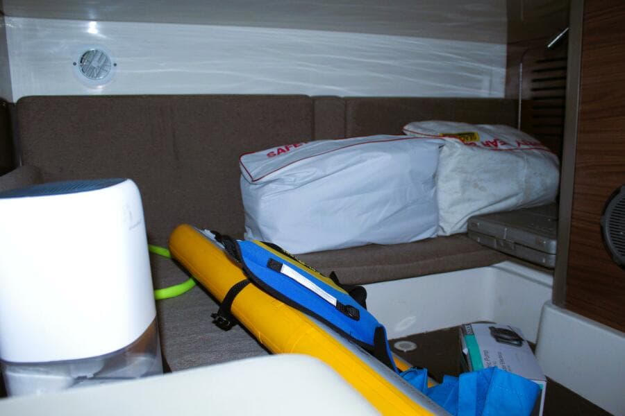 2017 Boston Whaler 345 Conquest