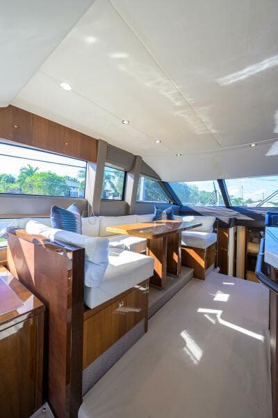 2016 Princess F64