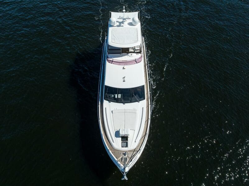 2016 Princess F64