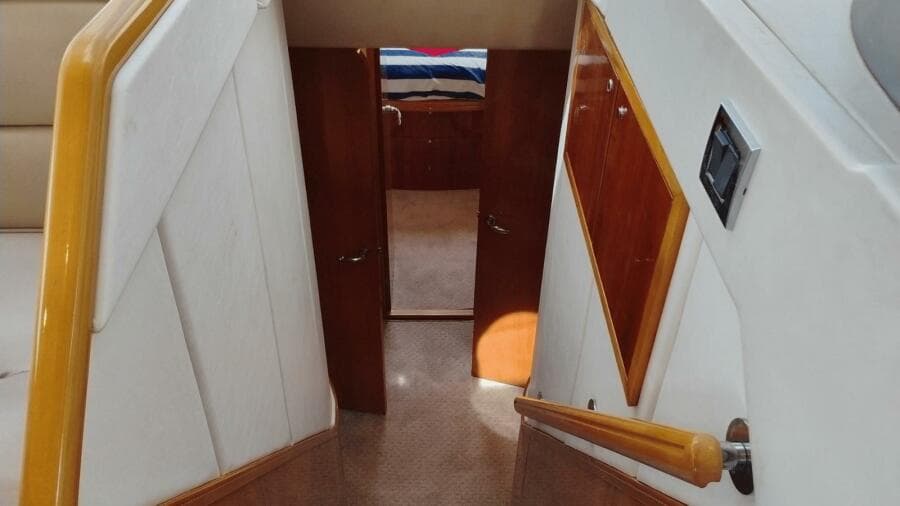 2001 Viking Princess 72