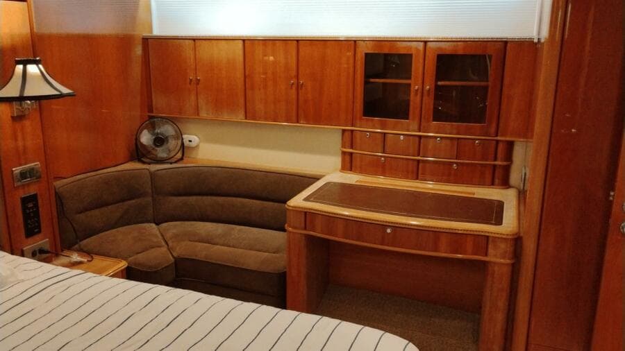 2001 Viking Princess 72