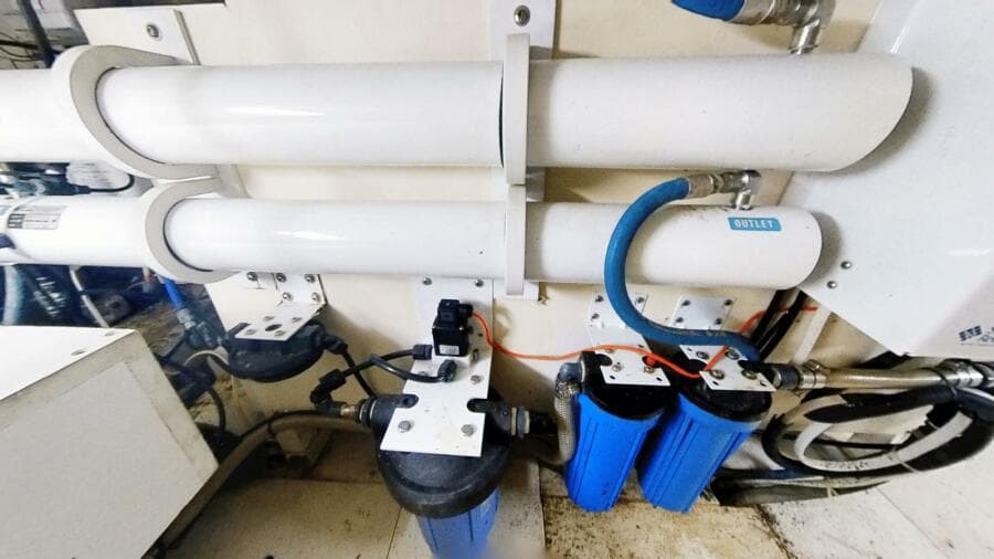 2001 Viking Princess 72