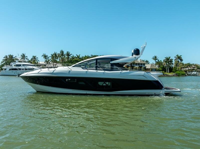 2018 Sunseeker Predator 57