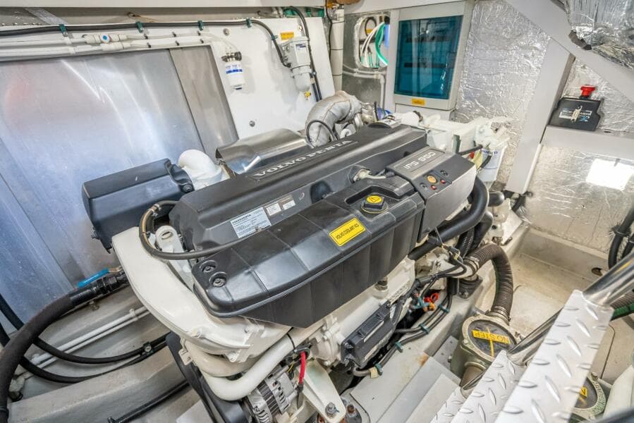 2018 Sunseeker Predator 57