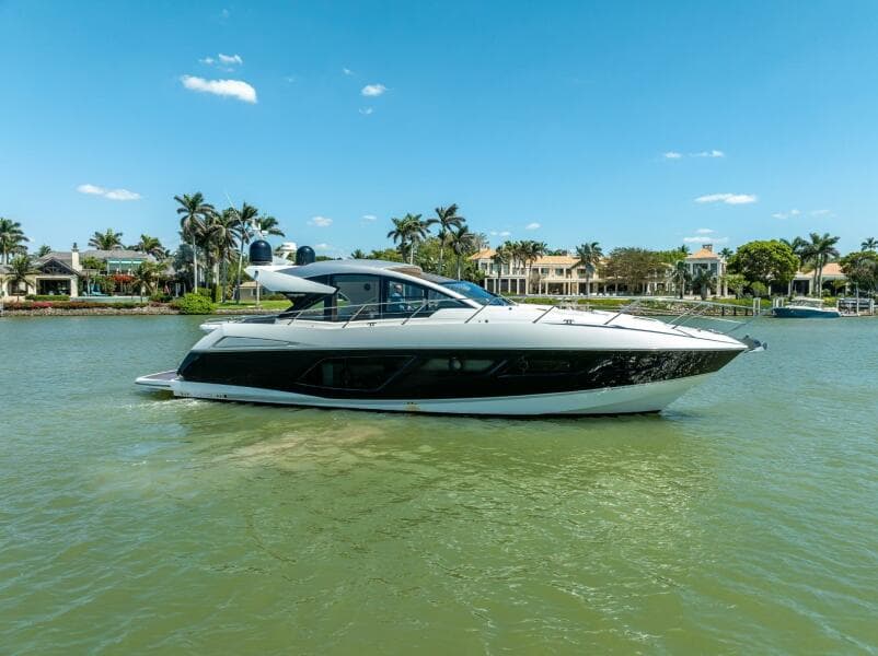 2018 Sunseeker Predator 57