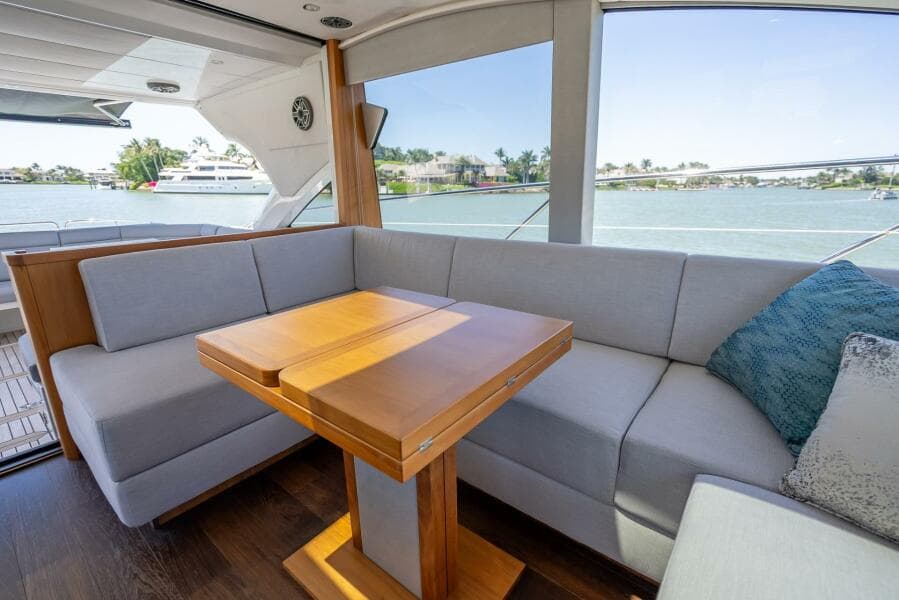 2018 Sunseeker Predator 57