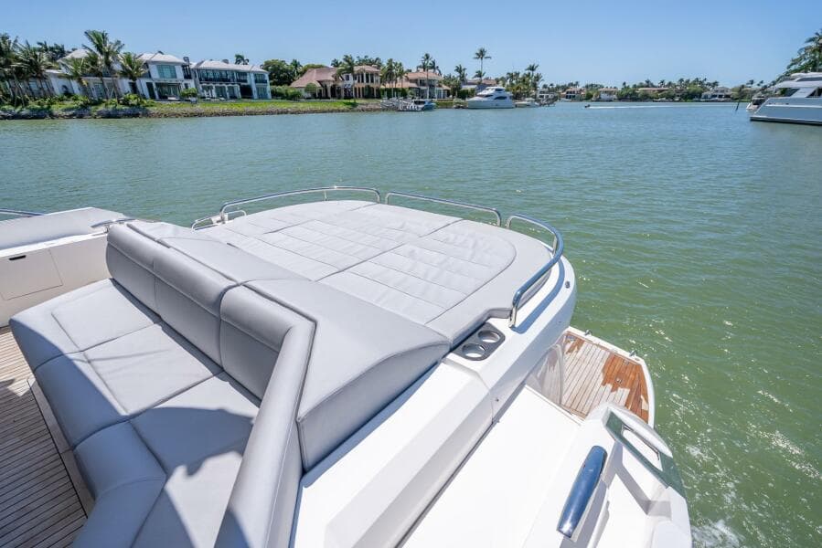 2018 Sunseeker Predator 57