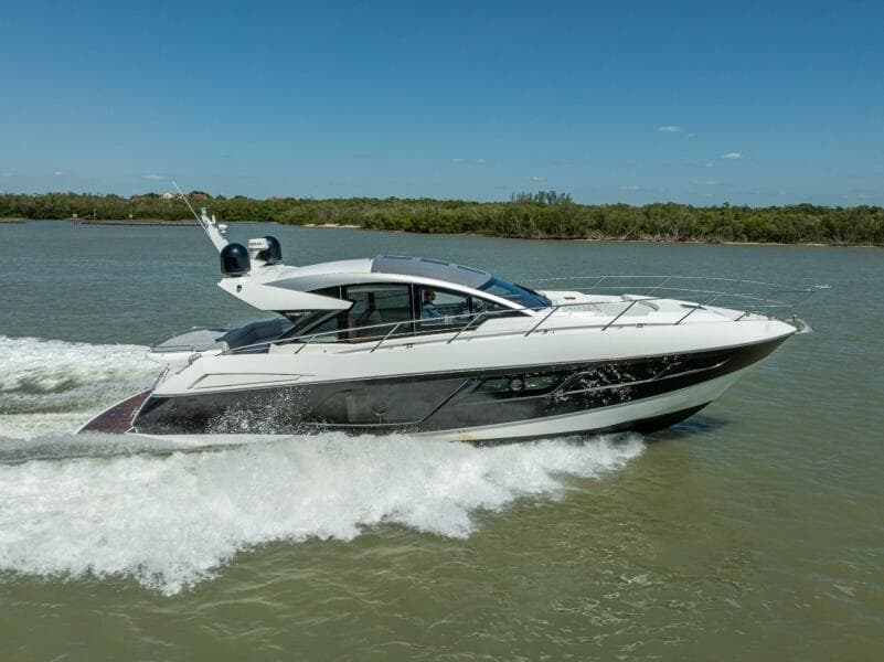 2018 Sunseeker Predator 57