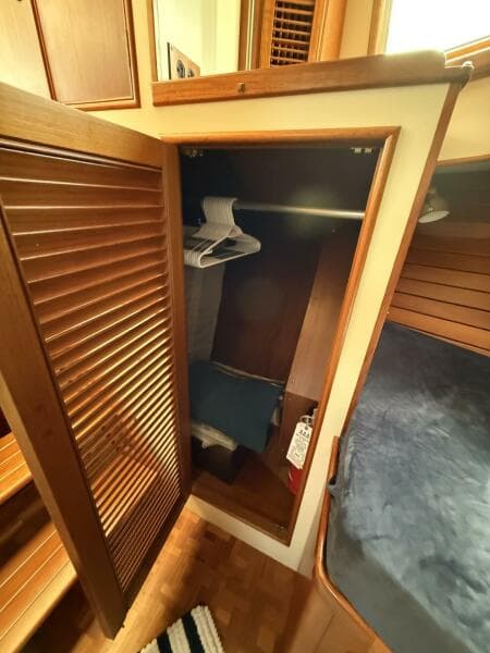 1999 Grand Banks 42 Classic