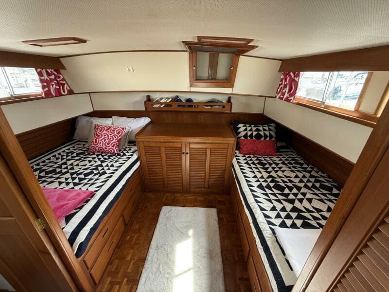 1999 Grand Banks 42 Classic