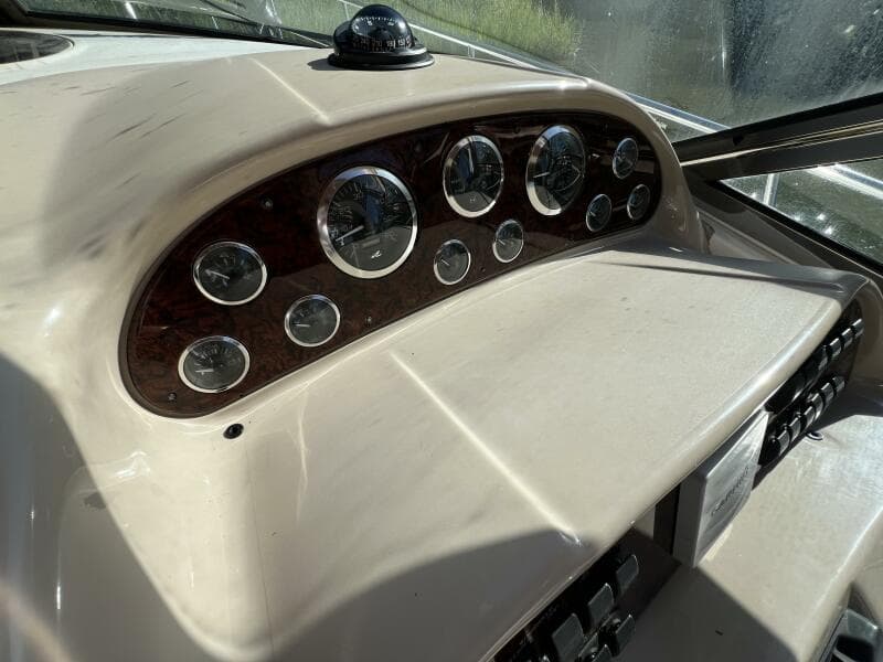 2002 Sea Ray 360 Sundancer Helm Gauges