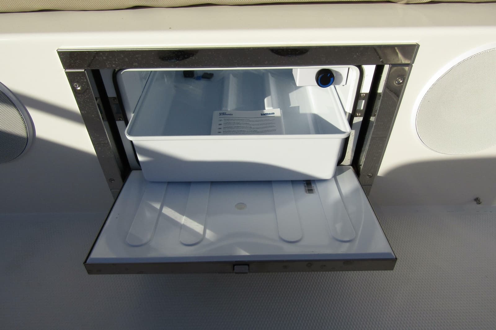 2025 Nimbus Tender 9