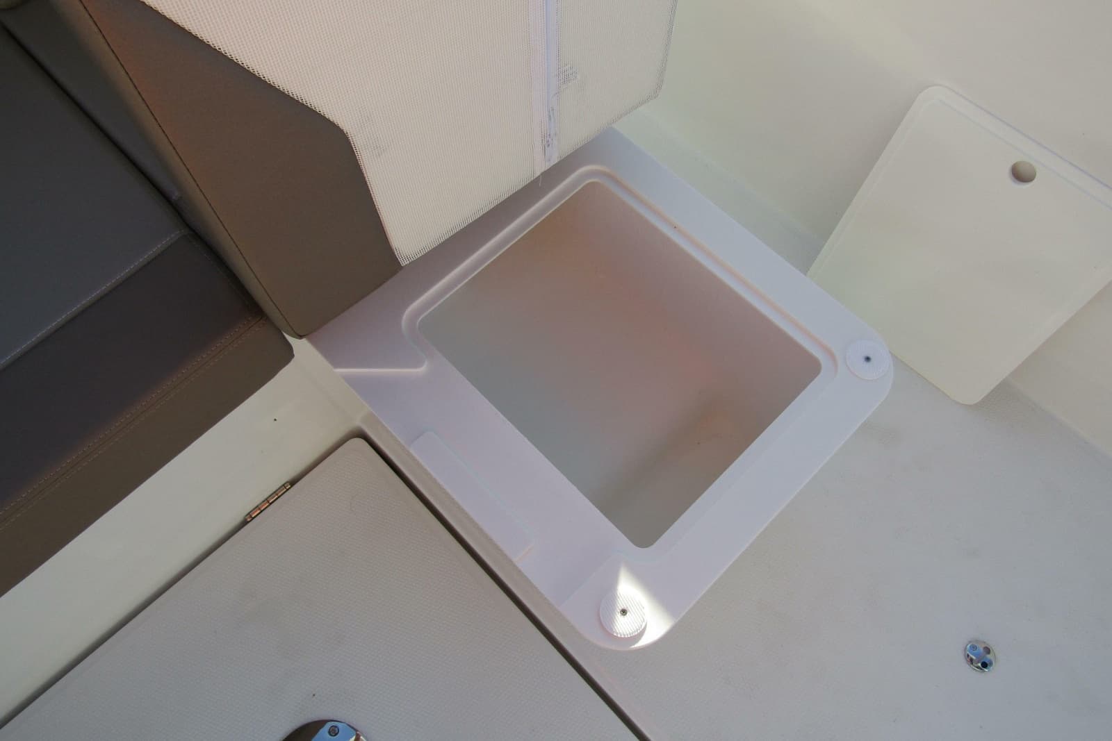 2025 Nimbus Tender 9