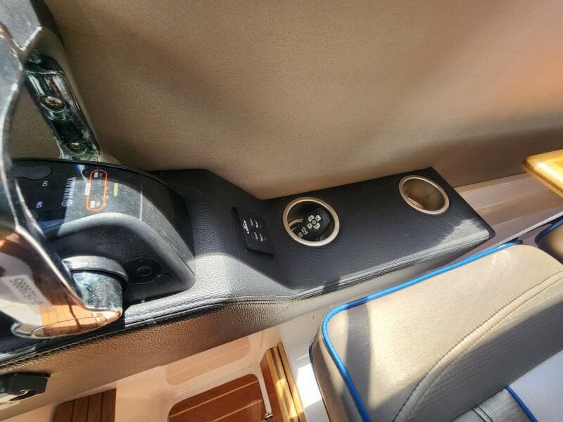 Imgi_27_2020 Cutwater C 32 Cb Power 9928658 20250829141220652 19