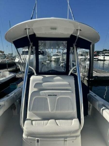 2015 Regulator  - Photo 11