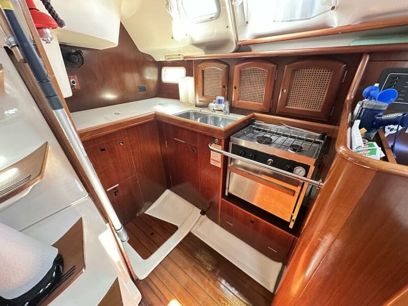 1999 Beneteau 