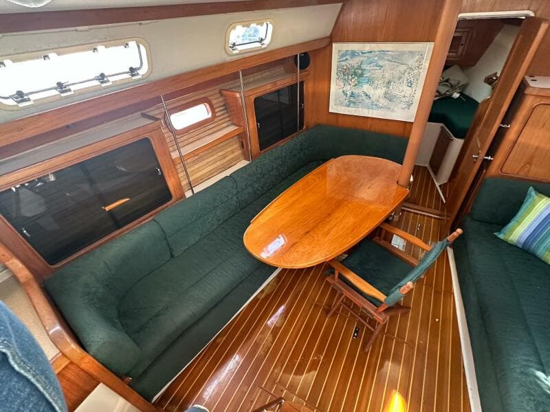 1997 Catalina Morgan 38