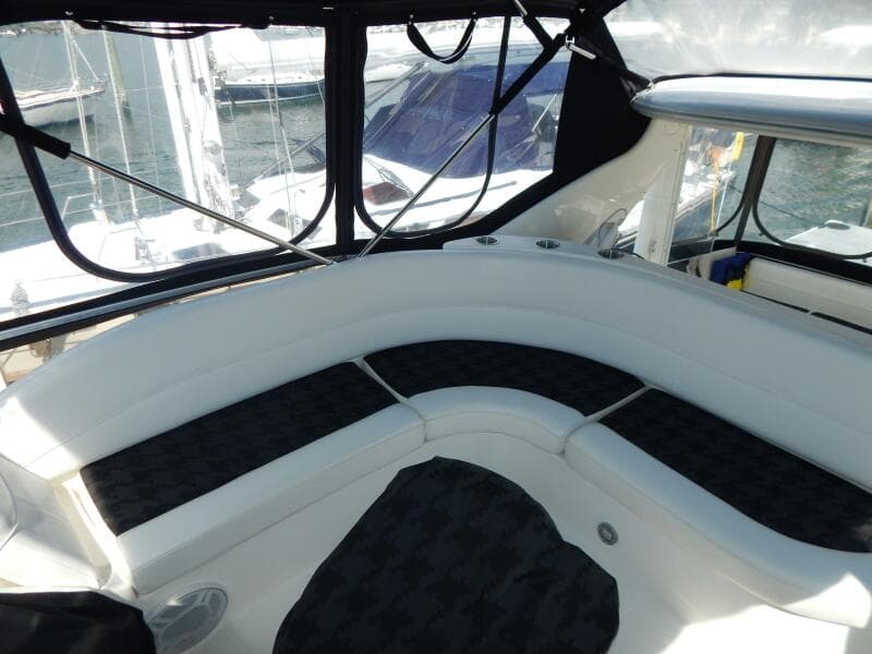 2005 Meridian 408 Motor Yacht