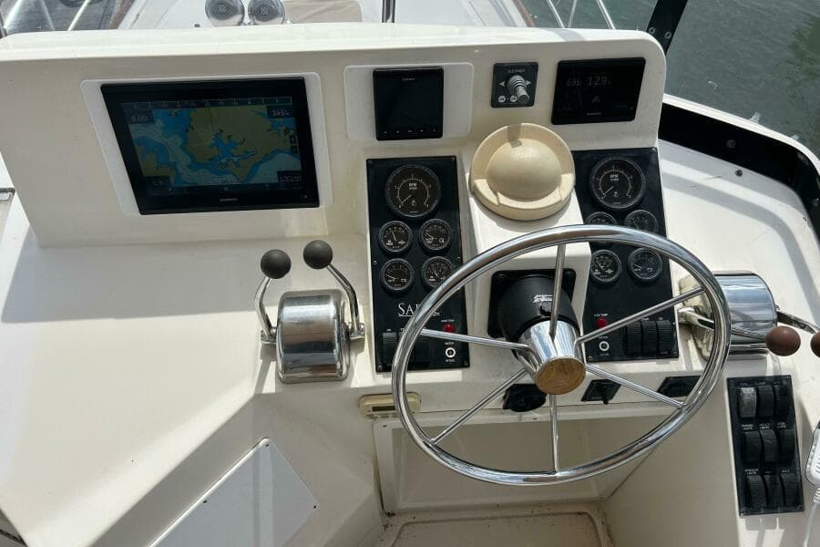 2004 Sabre 36 Flybridge