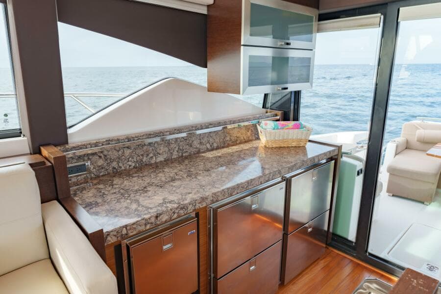 2017 Tiara Yachts C53 Coupe