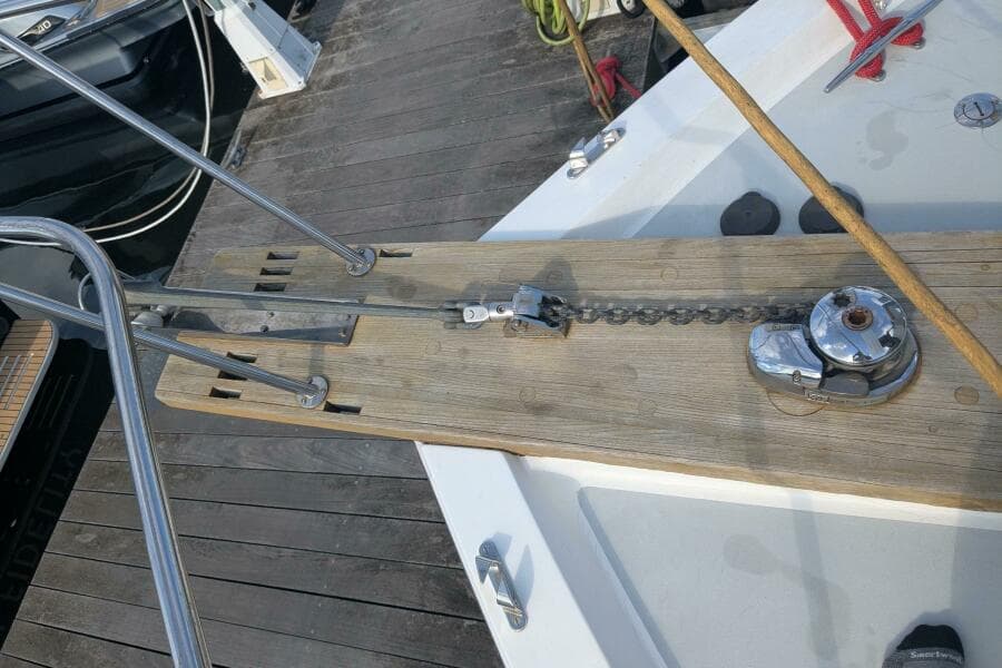 1988 Cape Dory 36 Flybridge Sedan Fast Trawler