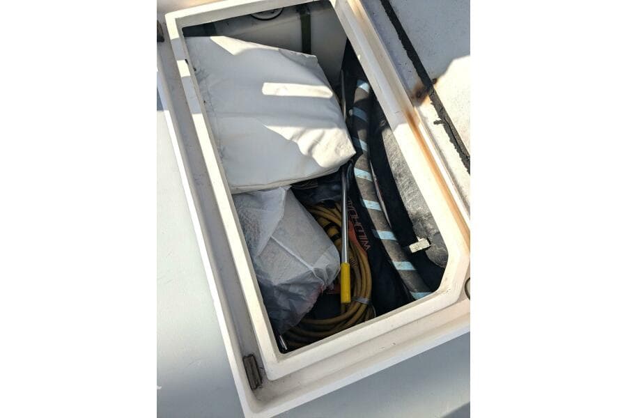 1988 Cape Dory 36 Flybridge Sedan Fast Trawler