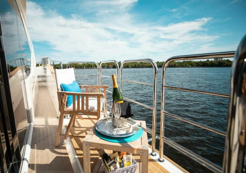 2018 Sunseeker 95 yacht - Photo 27