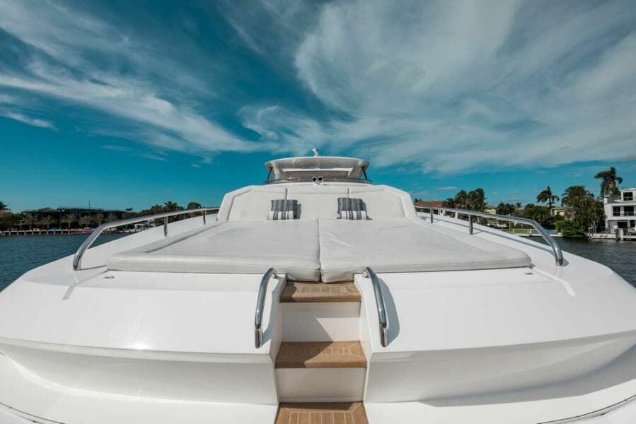 2018 Sunseeker 95 yacht - Photo 48