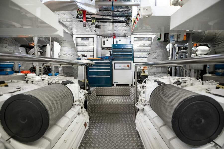 2018 Sunseeker 95 yacht - Photo 49