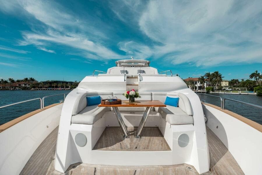 2018 Sunseeker 95 yacht - Photo 46
