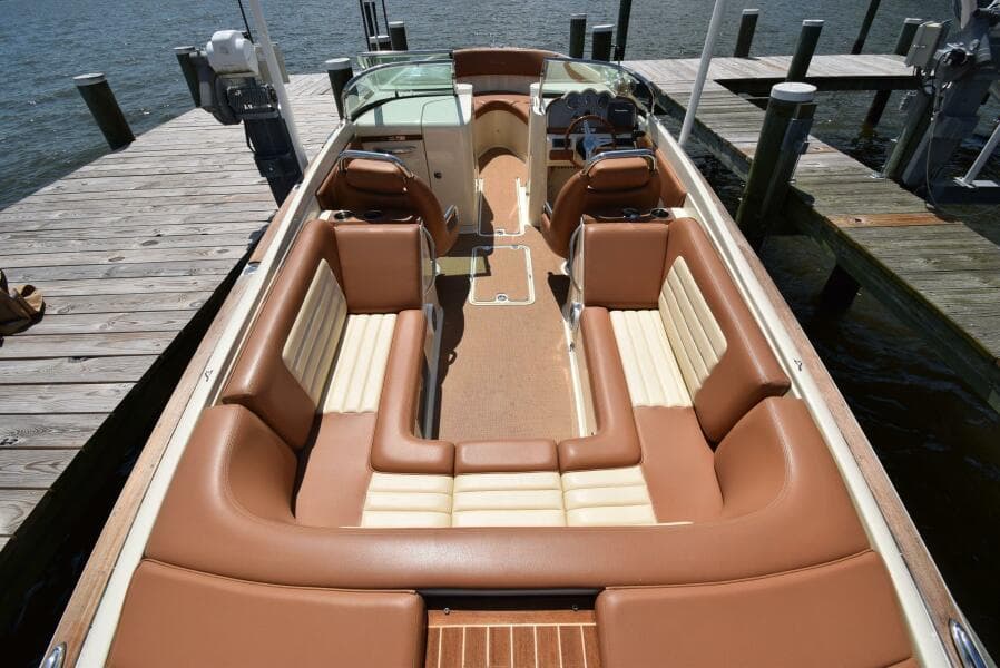 2014 Chris-Craft 25 Launch