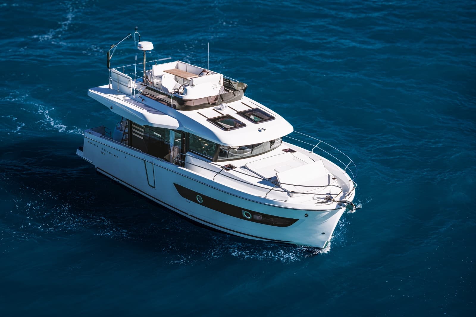 2027 Beneteau Swift Trawler 37 - Photo 35