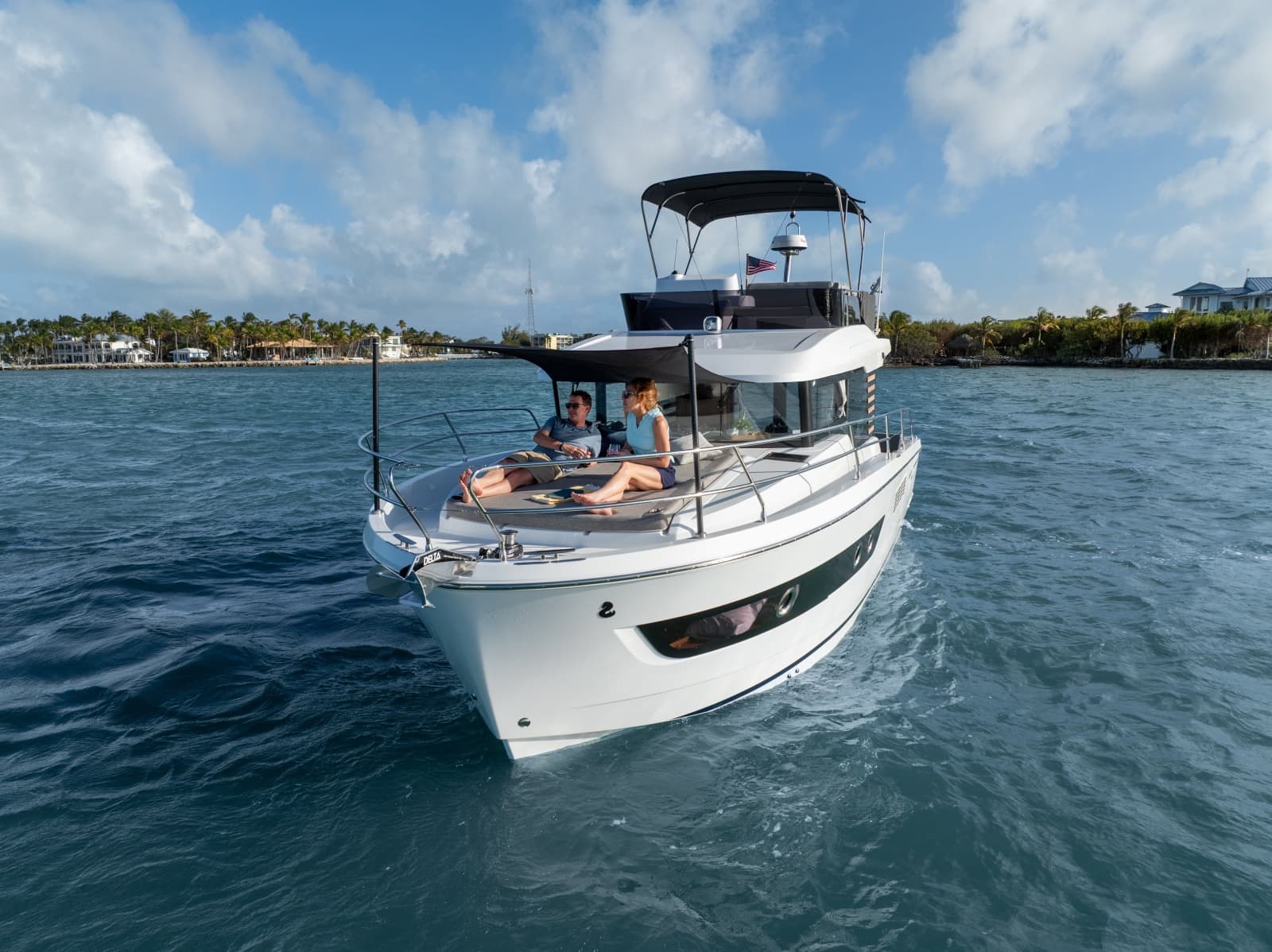 2027 Beneteau Swift Trawler 37 - Photo 2