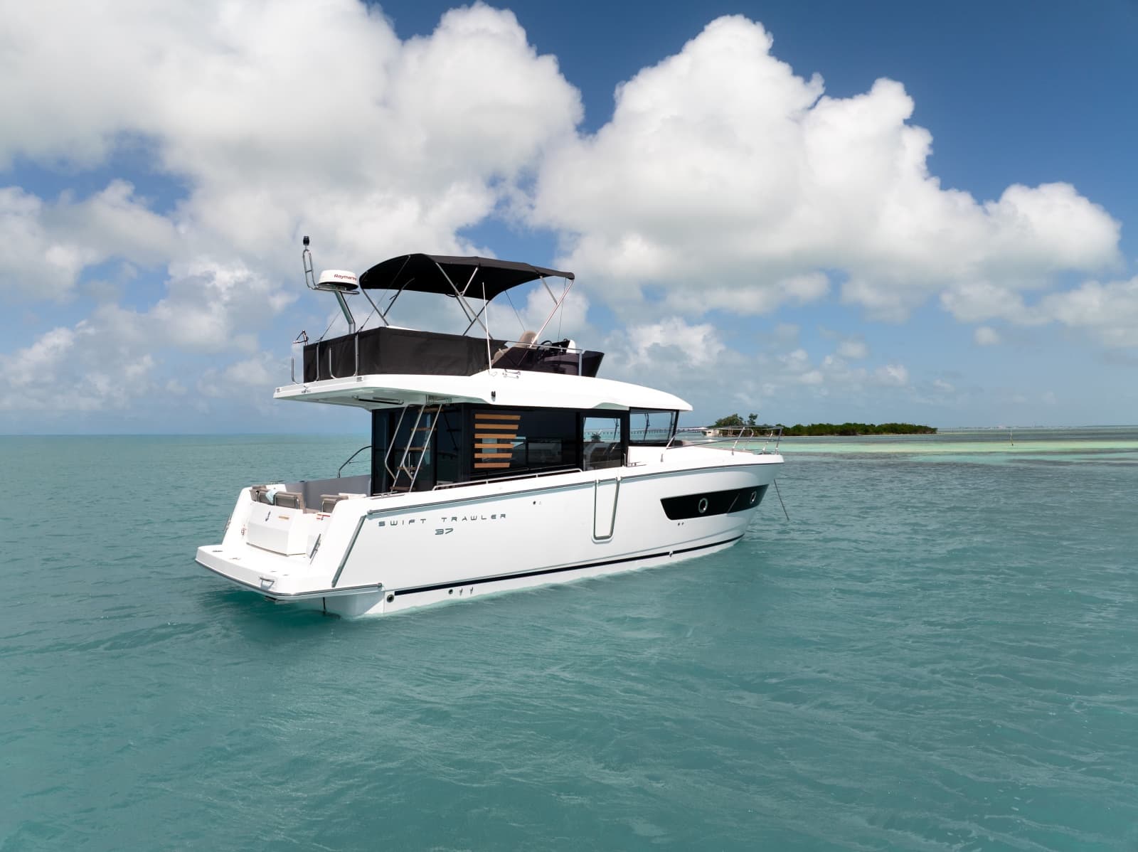 2027 Beneteau Swift Trawler 37 - Photo 30